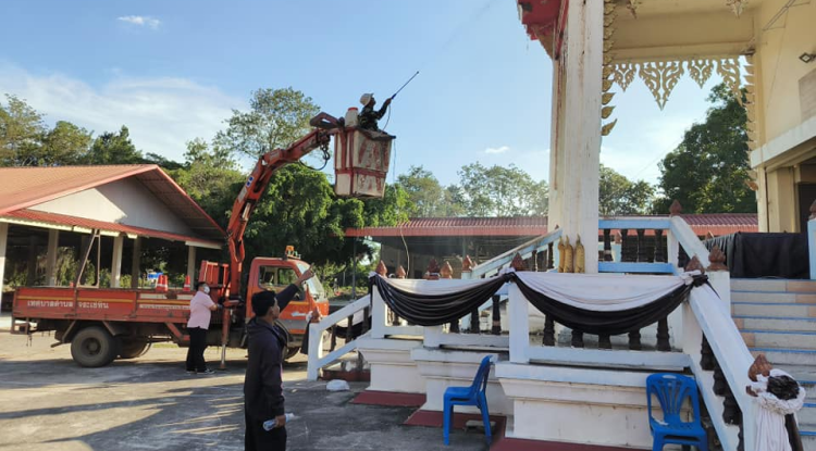 ลงพื้นที่ติดตั้งโครมไฟ เพื่อเพิ่มความส่องสว่างและสร้างความปลอดภัยให้แก่ประชาชนในเวลากลางคืน ณ ฌาปนสถานบ้านจระเข้หิน