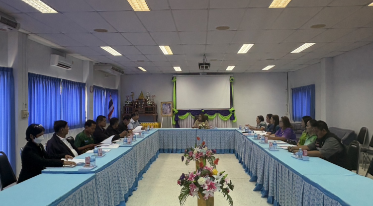 ประชุมคณะกรรมการบริหารงานกองทุนหลักประกันสุขภาพระดับท้องถิ่น เทศบาลตำบลจระเข้หิน 