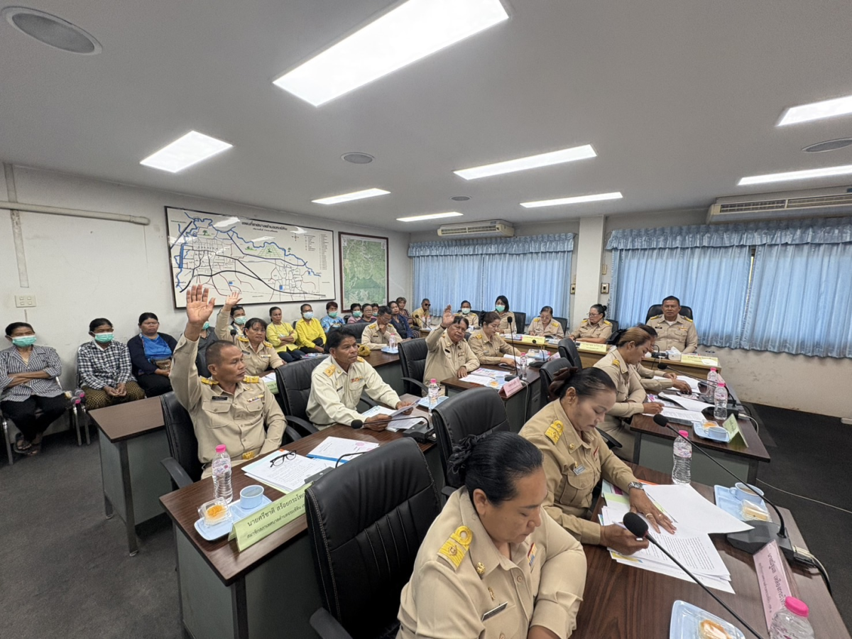 ประชุมสภาเทศบาลตำบลจระเข้หิน การประชุมสมัยสามัญ สมัยที่ 1 ครั้งที่ 1 ประจำปี 2568 