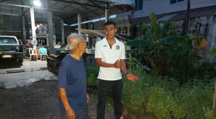 ลงพื้นที่ดำเนินซ่อมแซมหลังคาบ้านให้แก่ประชาชนที่ได้รับผลกระทบจากพายุฤดูฝน