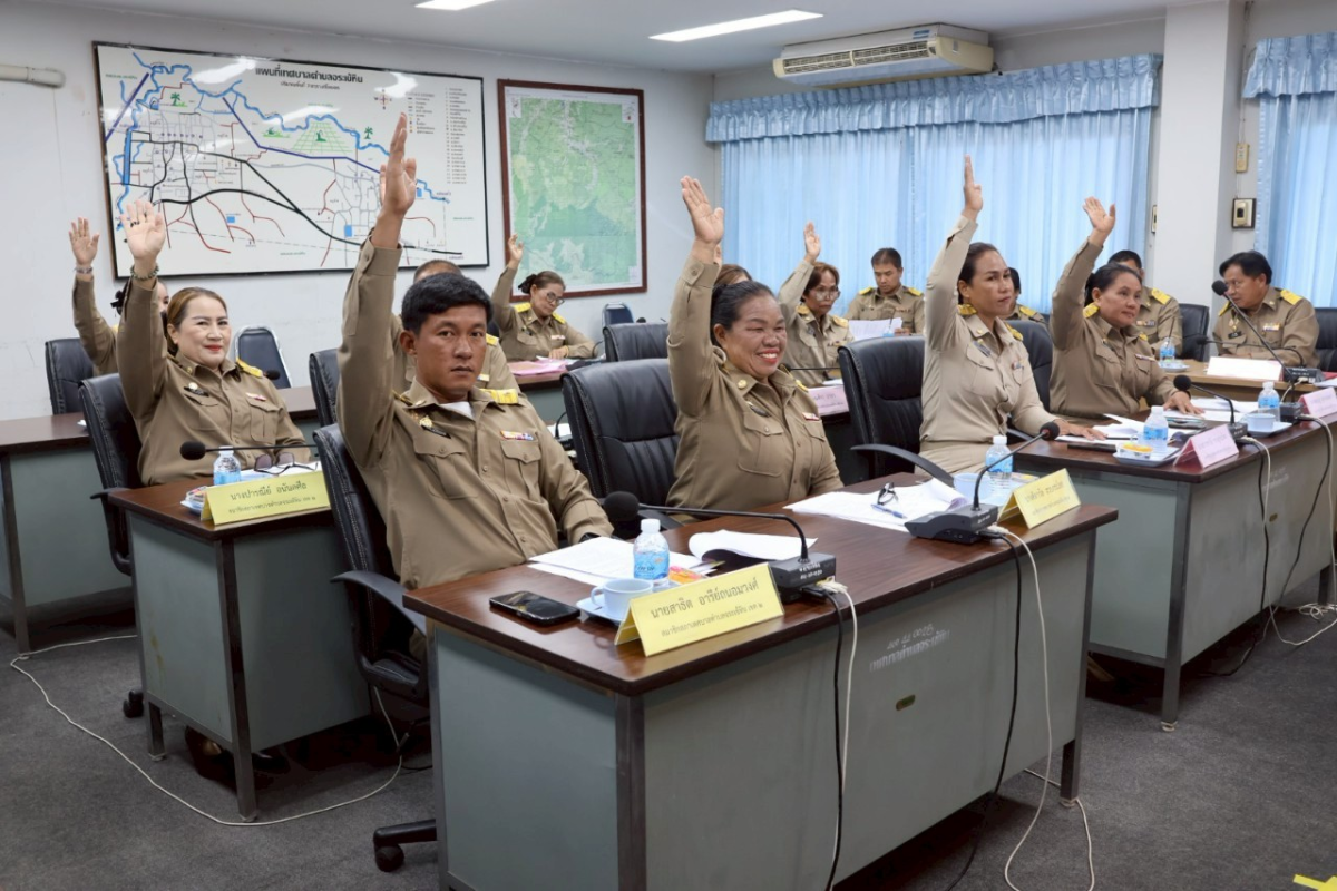 ประชุมสภาเทศบาลตำบลจระเข้หิน สมัยสามัญ สมัยที่ 2 ครั้ง ที่ 2 ประจำปี 2568