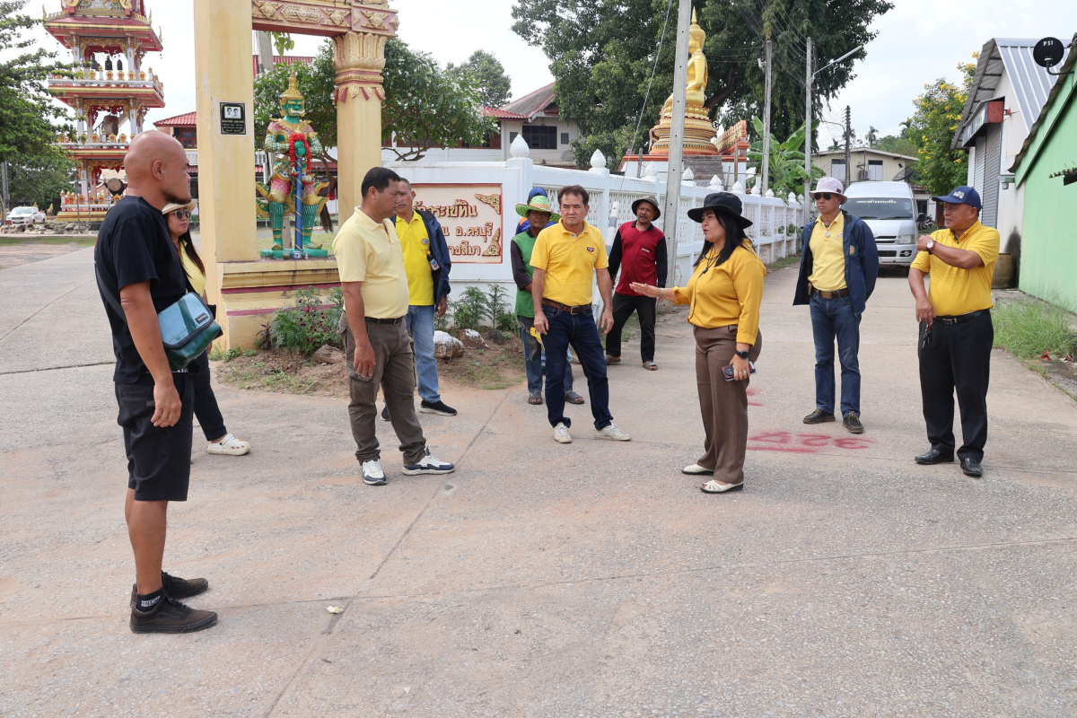 ลงพื้นที่สำรวจตรวจสอบถนน เพื่อที่จะทำการซ้อมแซ่มและปรับปรุงผิวทางที่ชำรุดให้ดียิ่งขึ้น