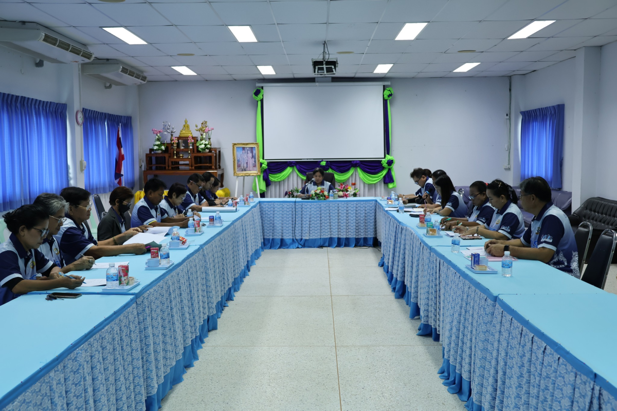 การประชุมระเบียบวาระการประชุมคณะกรรมการบริหารงานกองทุนหลักประกันสุขภาพระดับท้องถิ่นเทศบาลตำบลจระเข้หิน (ครั้งที่ 1/2569)