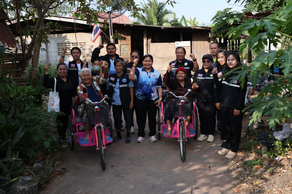 ลงพื้นที่มอบอุปกรณ์เครื่องช่วยความพิการให้แก่ นางบุญศรี เล็กกระโทก และ นางบุญเฮียง ย่อมกระโทก ณ หมู่ที่ 1 ตำบลจระเข้หิน อำเภอครบุรี จังหวัดนครราชสีมา