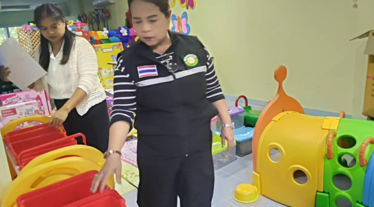 ตรวจรับสื่อการเรียนการสอน ณ ศูนย์พัฒนาเด็กเล็กสังกัดเทศบาลตำบลจระเข้หิน 