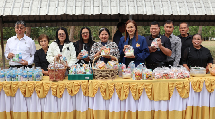 ร่วมทำบุญตักบาตรเนื่องในวันขึ้นปีใหม่ 2569 ณ โรงเรียนจระเข้หินสังฆกิจวิทยา ตำบลจระเข้หิน อำเภอครบุรี จังหวัดนครราชสีมา