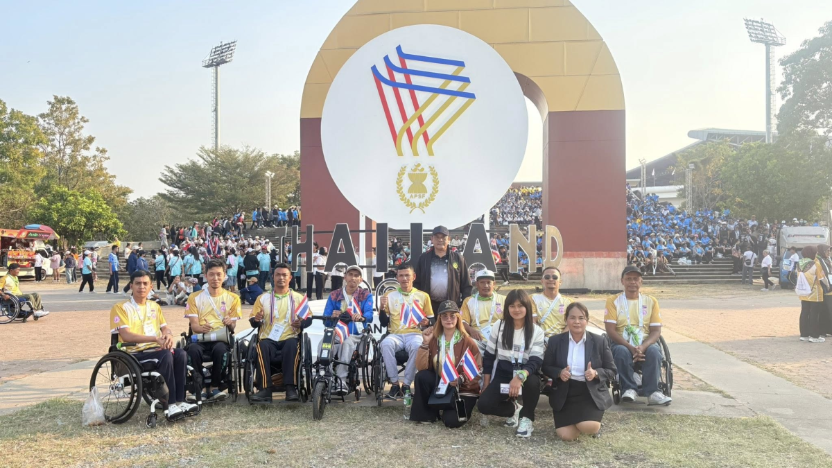 เข้าร่วมพิธีเปิดการแข่งขันกีฬาอาเซียนพาราเกมส์ ครั้งที่ 13 ณ สนามกีฬาเฉลิมพระเกียรติ80พรรษา จังหวัดนคราชสีมา