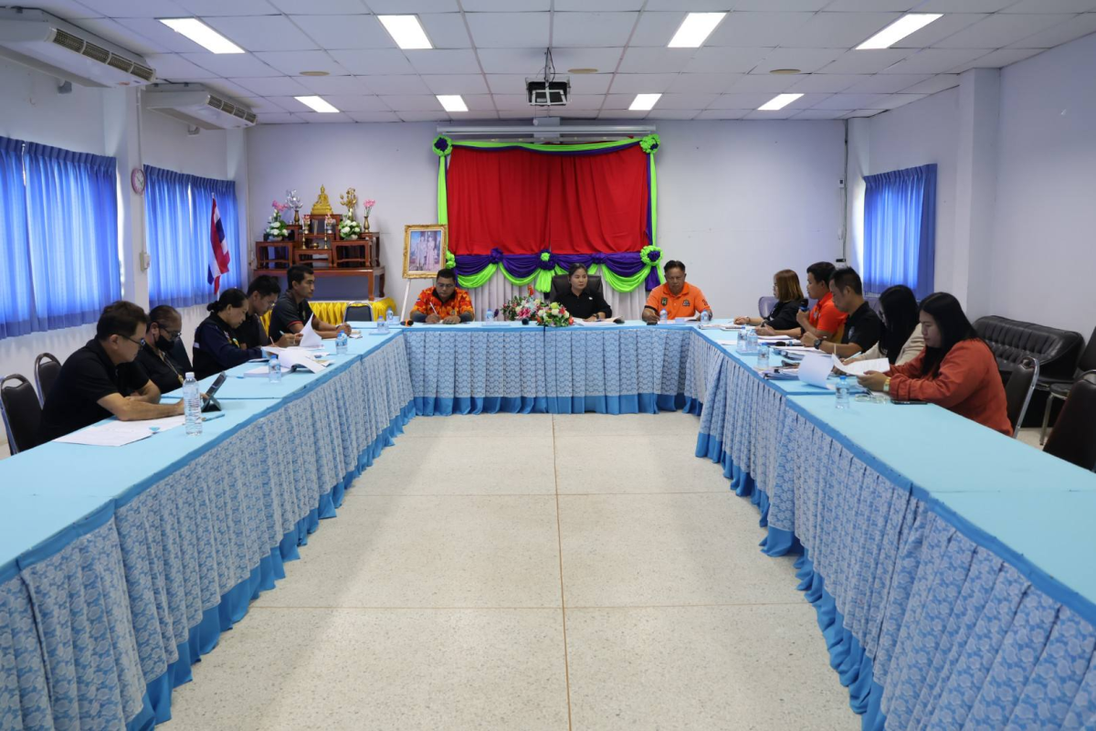 การประชุมเพื่อเตรียมความพร้อมในการจัดทำแผนพัฒนาเทศบาลตำบลจระเข้หิน พ.ศ.2571-2575 