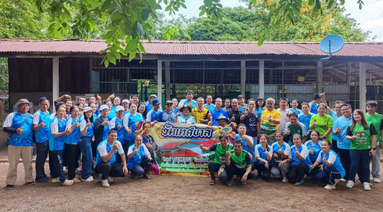 เข้าร่วมการแข่งขันกีฬากระชับมิตรระหว่างทีมเทศบาลตำบลจระเข้หิน-องค์การบริหารส่วนตำบลจระเข้หิน