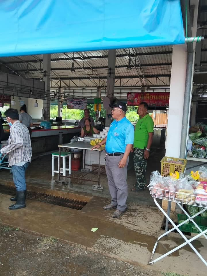  ลงพื้นที่ทำความสะอาดตลาดสดเทศบาลตำบลจระเข้หิน