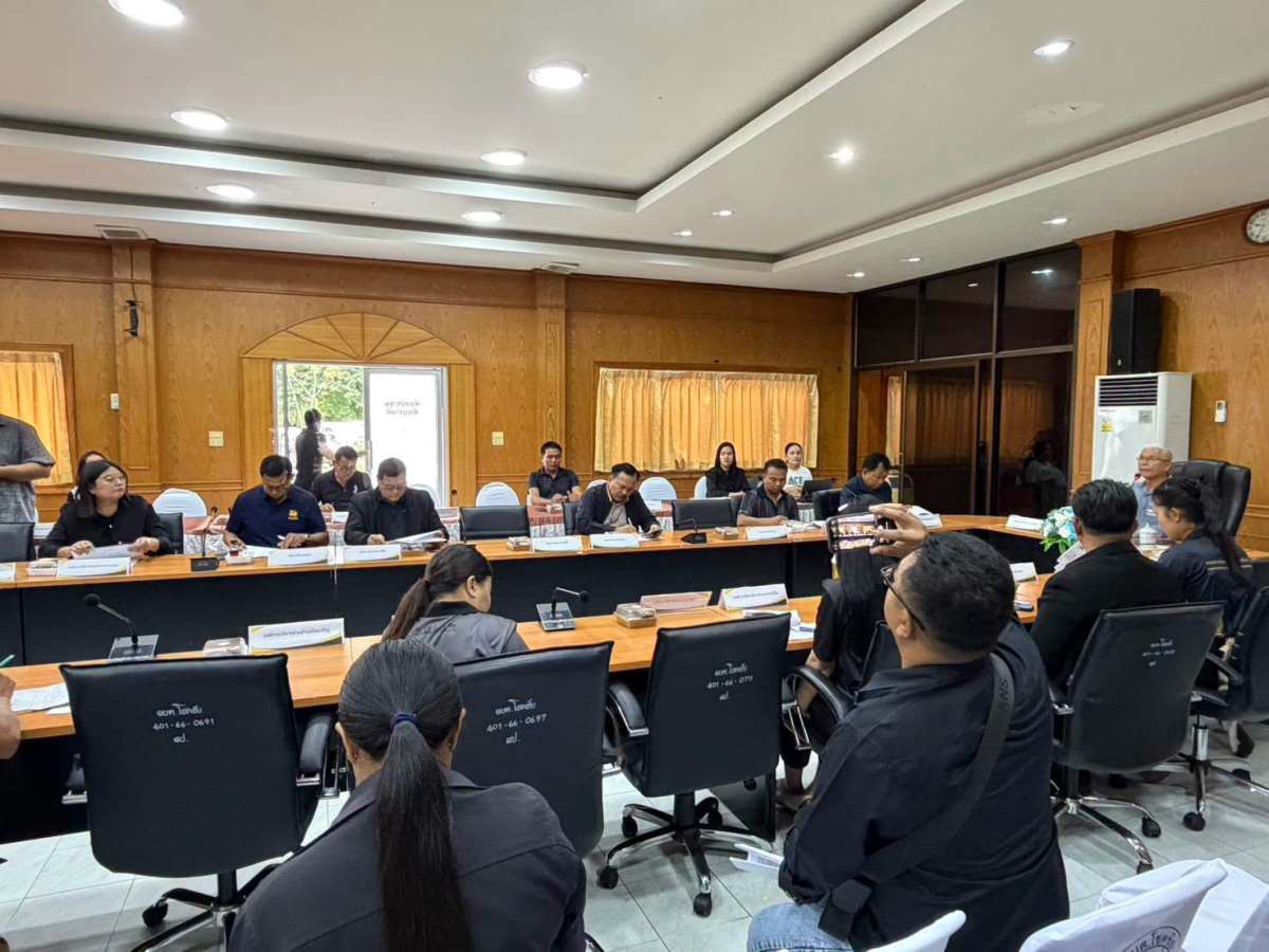 การประชุมแนวทางการเตรียมความพร้อมในการนำขยะมูลฝอยชุมชนเข้าสู่การจัดการขยะมูลฝอย
