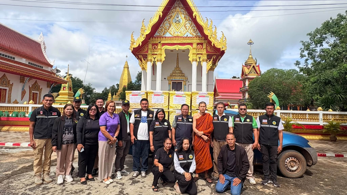 ร่วมถวายโรงศพเพื่อใช้ในพิธีพิธีศพในทางพระพุทธศาสนาและเพื่อการสาธารณกุศลแก่ผู้ยากไร้ในเขตตำบลจระเข้หิน ให้แก่วัดสว่างหนองแวง(บ้านไผ่) 