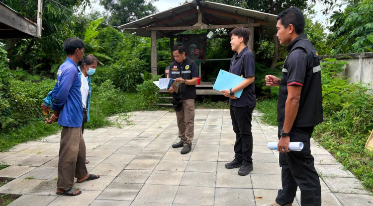 ลงพื้นที่ตรวจสอบตามที่ประชาชนได้ร้องเรียนมายังเทศบาลตำบลจระเข้หิน 