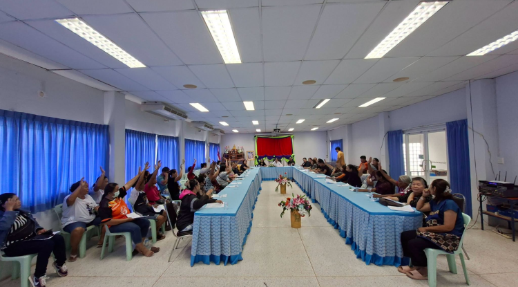 การประชุมผู้ประกอบการตลาดสดเทศบาลตำบลจระเข้หิน