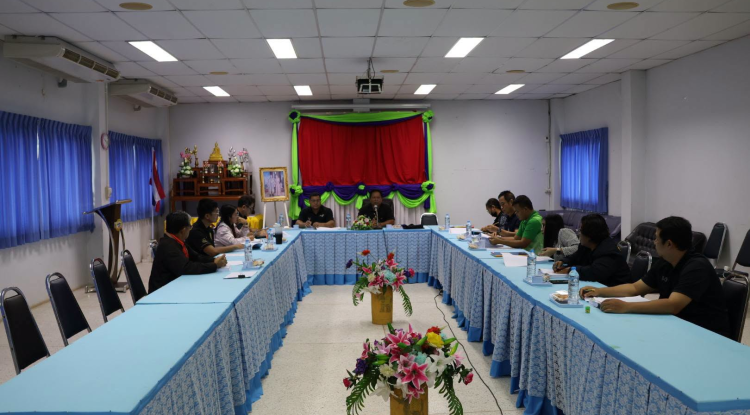 เข้าร่วมการประชุมคณะกรรมการสนับสนุนการจัดทำแผนพัฒนาท้องถิ่นเพื่อยกร่างแผนพัฒนาท้องถิ่น พ.ศ.๒๕๗๑-๒๕๗๕ 