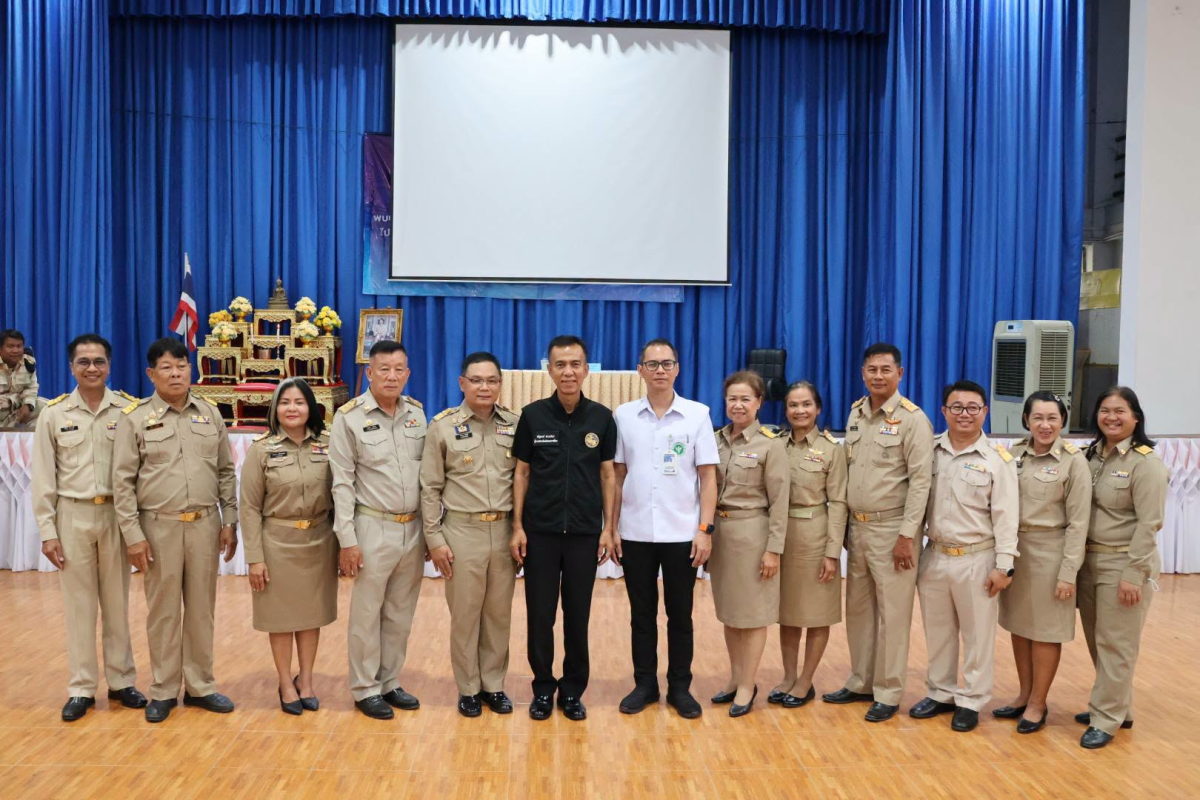 ร่วมต้อนรับ นายณัฐพงษ์ สงวนจิตร ผู้ว่าราชการจังหวัดนครราชสีมา เพื่อรับฟังนโยบายพบปะและมอบแนวทางการปฏิบัติราชการไปสู่การปฏิบัติงานในพื้นที่อำเภอครบุรี 